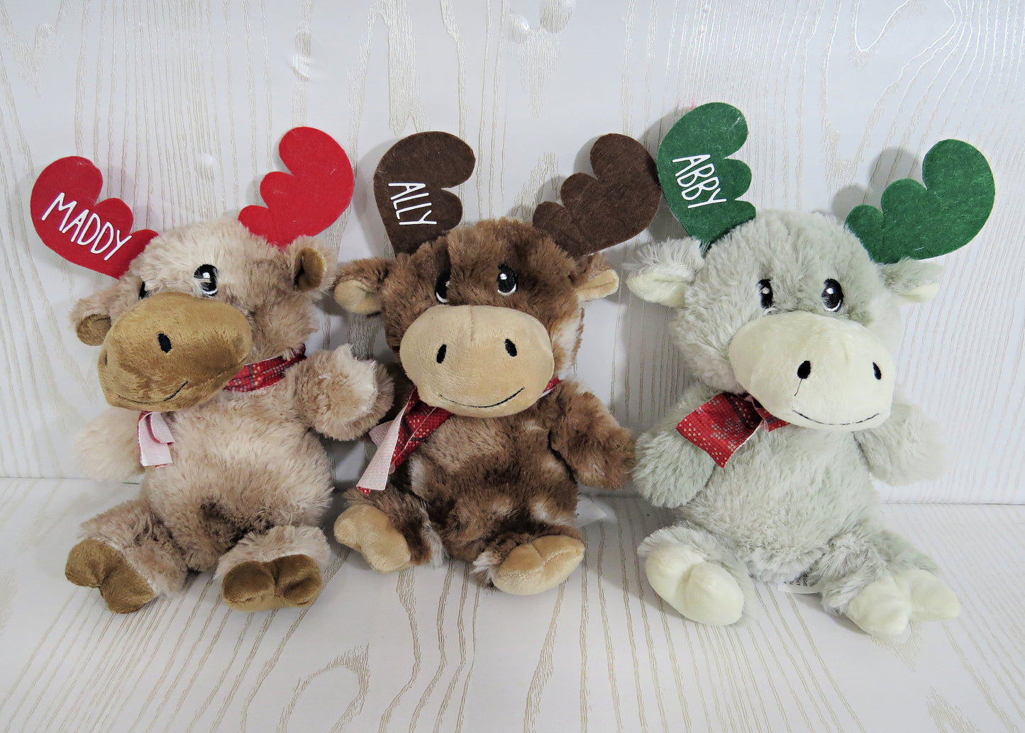 Handmade Kenzie's Boutique Personalized Christmas Chocolate Scented Moose – Custom Name Plush Toys - Reindeer Gift – Kids Secret Santa – Stuffed Toy Stocking Stuffer - Elk Plaid Scarf