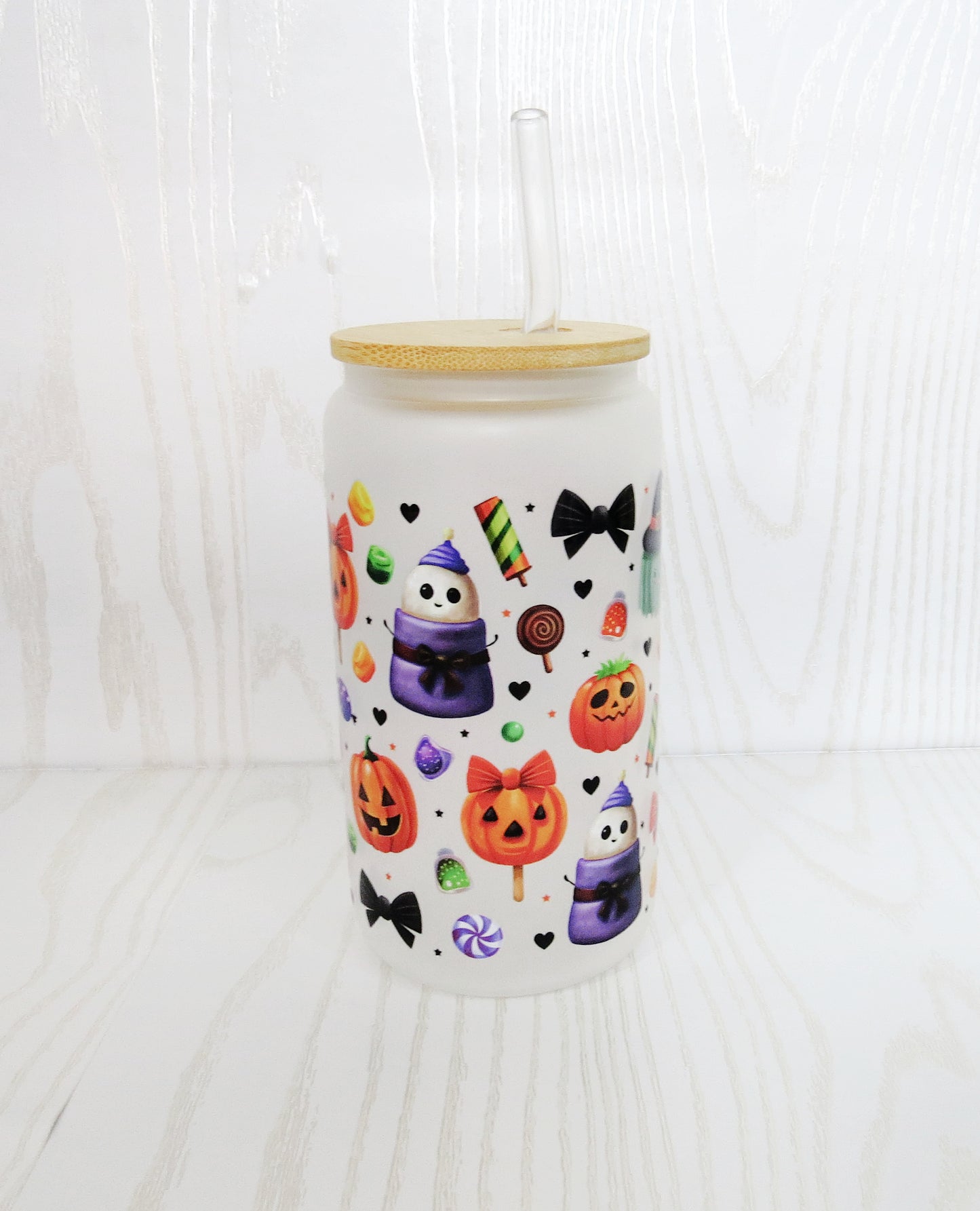 16 oz Halloween Themed Glass Cup with Bamboo Lid - Pint Beer Glass